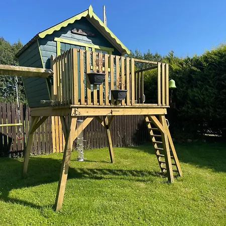Villa Mongalvin Whitehill