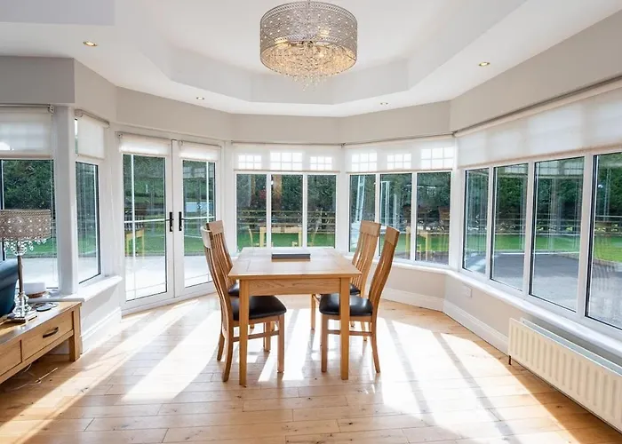 Mongalvin Villa Whitehill